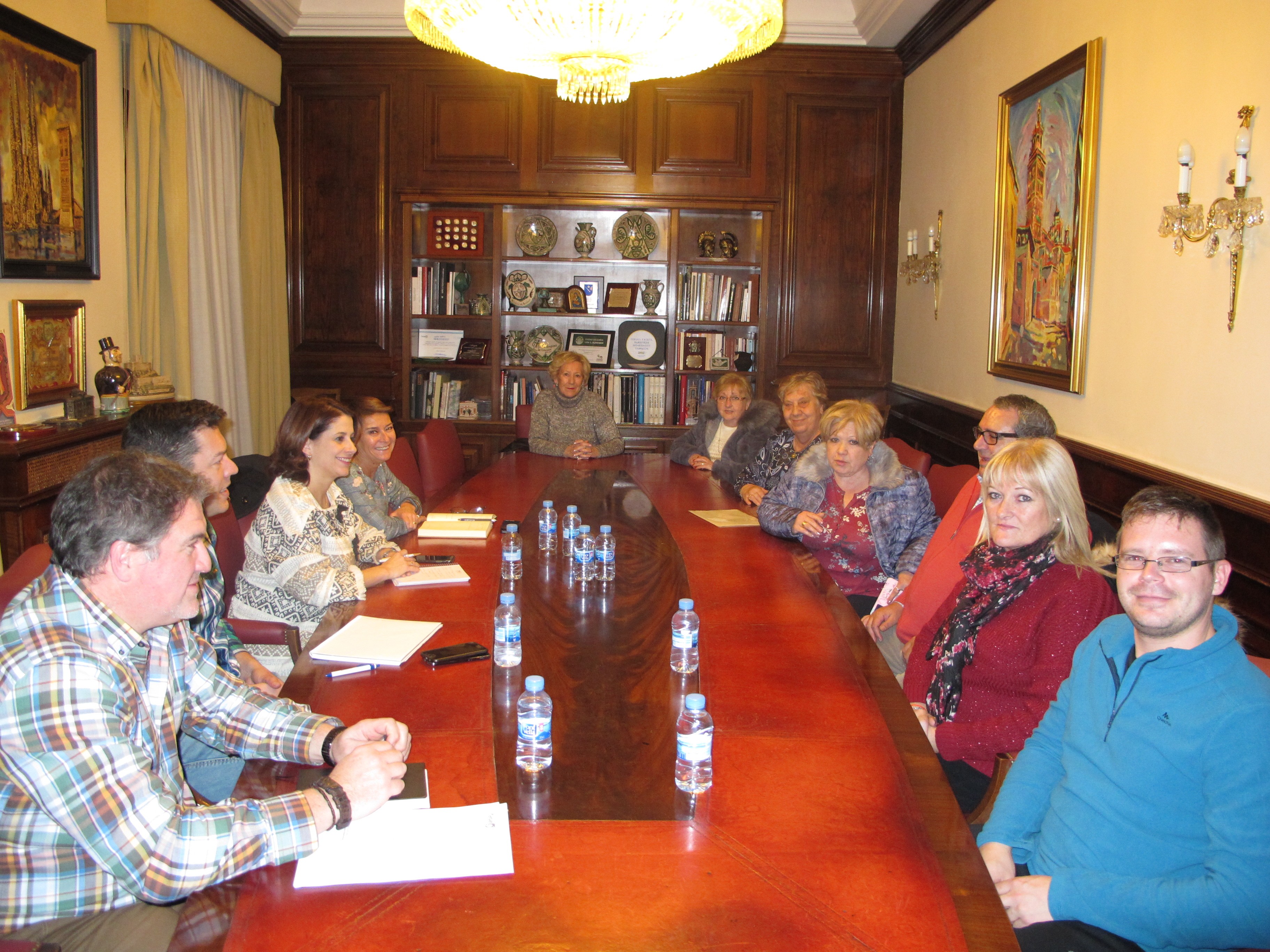 la-alcaldesa-ha-informado-a-lo la-alcaldesa-ha-informado-a-lo