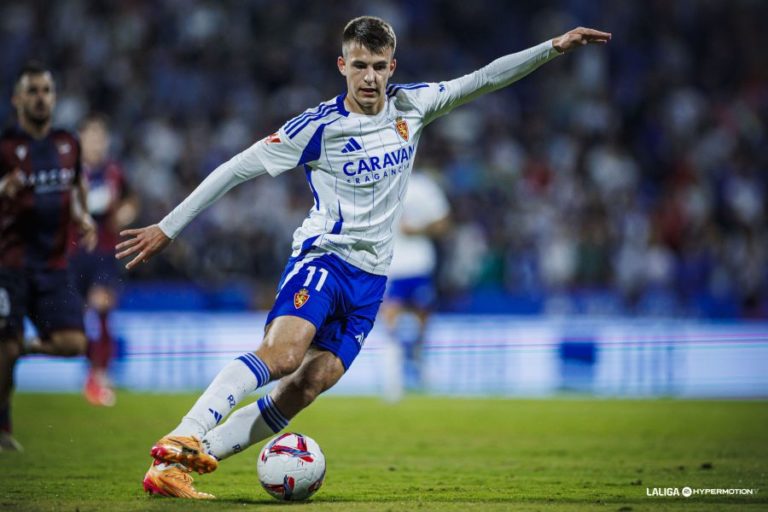 Samed Bazdar ya sabe lo que es marcar con la camiseta del Real Zaragoza