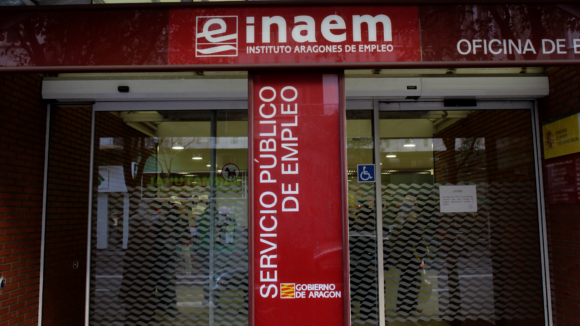 El INAEM convoca ayudas para la contratación de parados de larga duración por parte de entidades locales y sociales