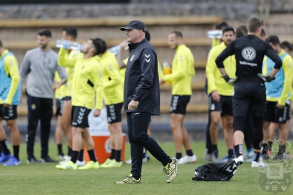 Las Palmas aplica un ERTE a su primer equipo