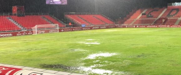 Suspendido por la lluvia y el mal estado del césped el partido en Miranda