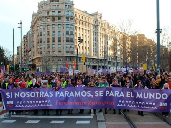 Miles de mujeres reivindican en la calle la igualdad