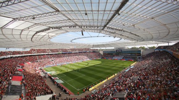 El fútbol alemán regresará, con 126 personas en los estadios, el día 8 de mayo