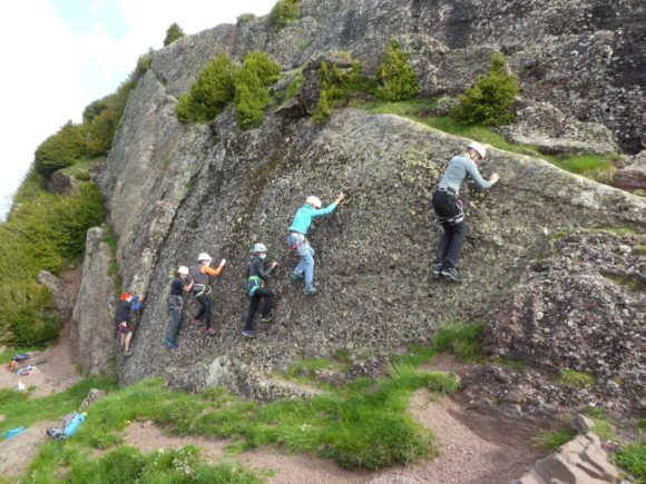 Segunda jornada de escalada en roca del Club Pirineísta Mayencos de Jaca