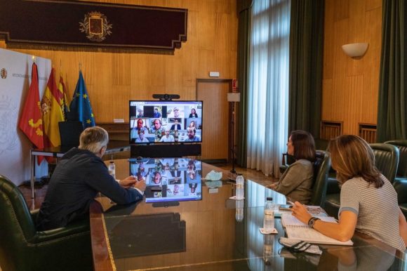 Ayuntamiento de Zaragoza y hosteleros acuerdan recuperar desde hoy los horarios habituales.