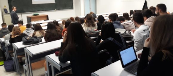Cerradas 16 aulas en otros tantos centros educativos de Aragón por casos de coronavirus en la última semana