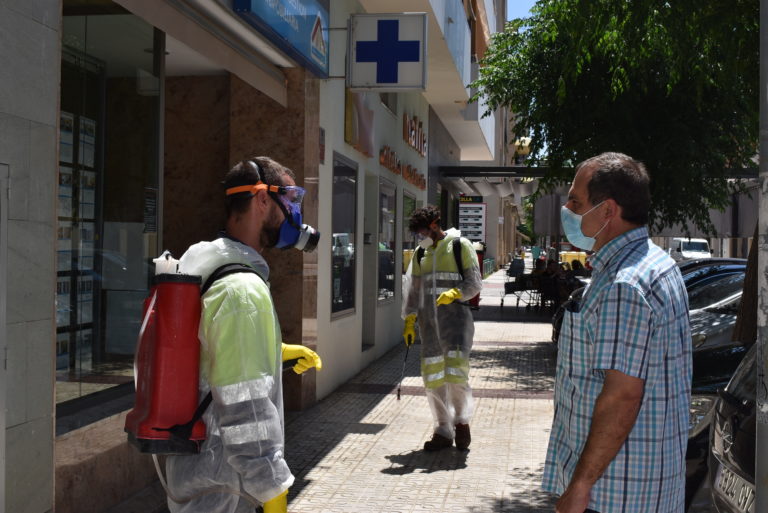 Monzón intensifica la desinfección de la ciudad para frenar el brote de coronavirus