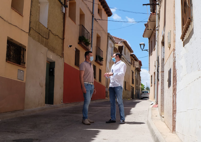 Tarazona acometerá la renovación de pavimentación,  redes de abastecimiento y saneamiento en calle Larga del Barrio de San Miguel.