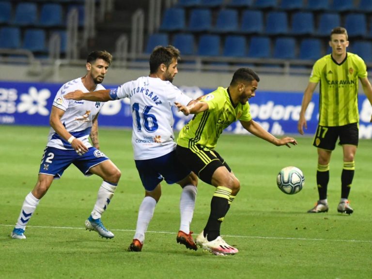 El Real Zaragoza mejora, pero no es suficiente (1-1)