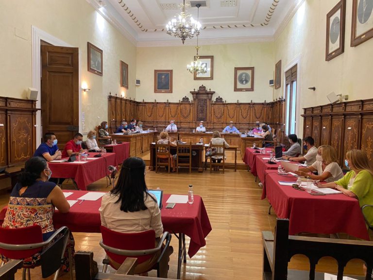 El Ayuntamiento de Calatayud actualiza el estado de reconocimientos, honores y distinciones de la ciudad