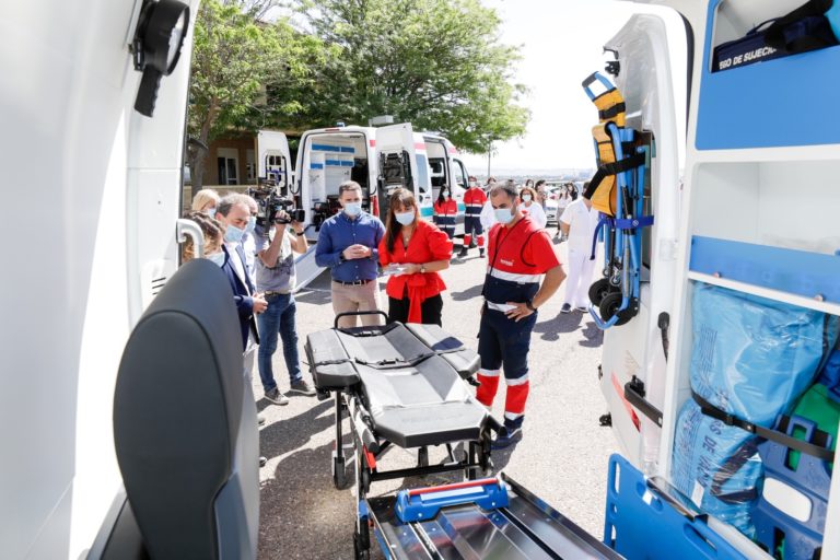 Aragón incrementa el número de ambulancias y personal para el transporte de enfermos