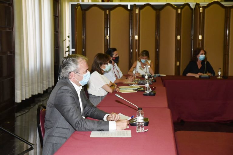 El TSJA declara nula la cesión del Instituto Luis Buñuel en el Casco Histórico
