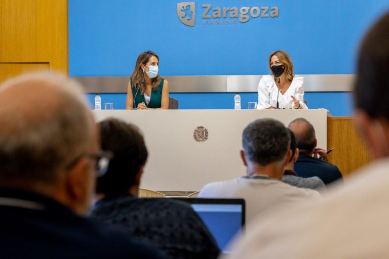 Adjudicadas las obras para sustituir la cubierta del pabellón deportivo de Casetas