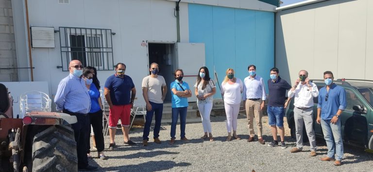 El diputado de Vox Pedro Fernández se reúne con fruticultores de Valdejalón