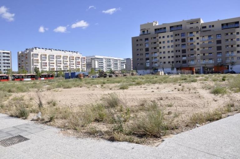 CHA critica el nuevo retraso de las necesarias obras en los barios   rurales de Zaragoza