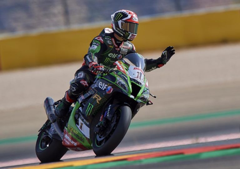 Davies y Rea lideran los entrenamientos libres en el Campeonato del Mundo de Superbikes