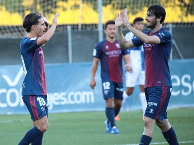 (3-0) El Huesca cierra su pretemporada con una goleada