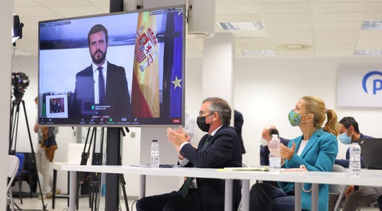 Casado pide la reprobación de Iglesias por sus ataques a Felipe VI