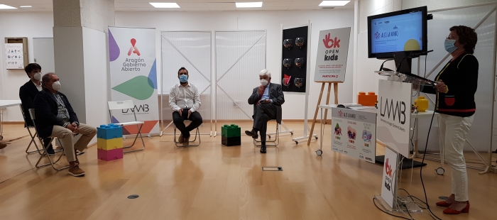 El programa Open Kids ‘Alzo la mano’ del LAAAB anima a niños y adolescentes a participar en el diseño de un futuro sostenible