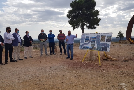 Soro visita las obras de refuerzo y ensanche en la A-1503 en la comarca del Aranda