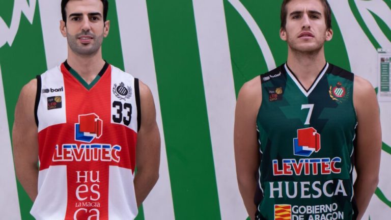 Presentadas las equipaciones del Peñas