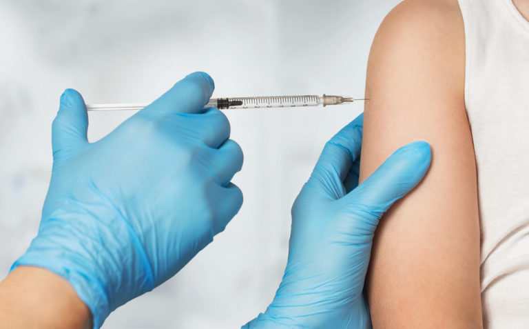 Aragón prevé inmunizar a unas 90.000 personas en la primera fase de vacunación frente al covid