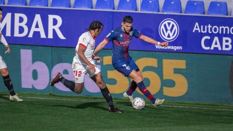 La SD Huesca suma una nueva derrota tras un gol de En-Nesyri en el 83′ (0-1)