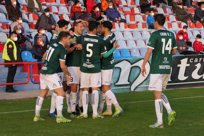 Un gol en la recta final del encuentro evita la tercera victoria consecutiva de la SD Tarazona (1-1)