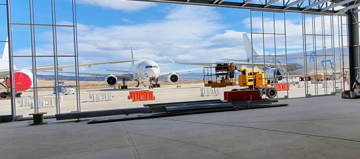 Finalizan los trabajos de construcción de tres naves en el Aeropuerto de Teruel