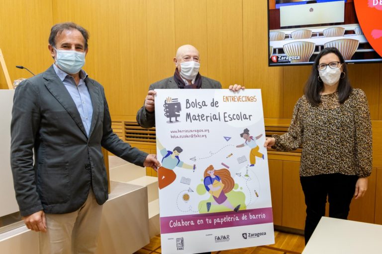 La campaña solidaria bolsa de material escolar recauda 25.000 euros para 700 familias vulnerables