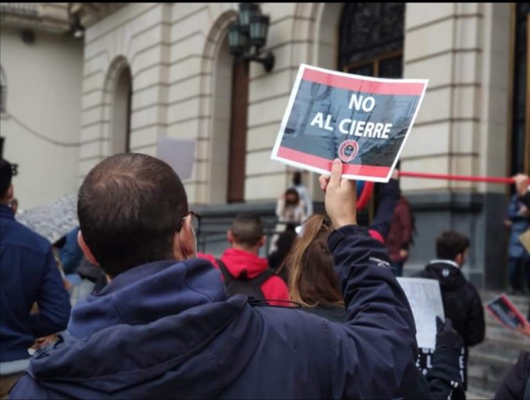 Cs participa en las manifestaciones en contra del cierre de las actividades deportivas