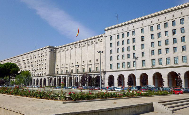 El Mitma firma un acuerdo para rehabilitar 71 viviendas en Huesca