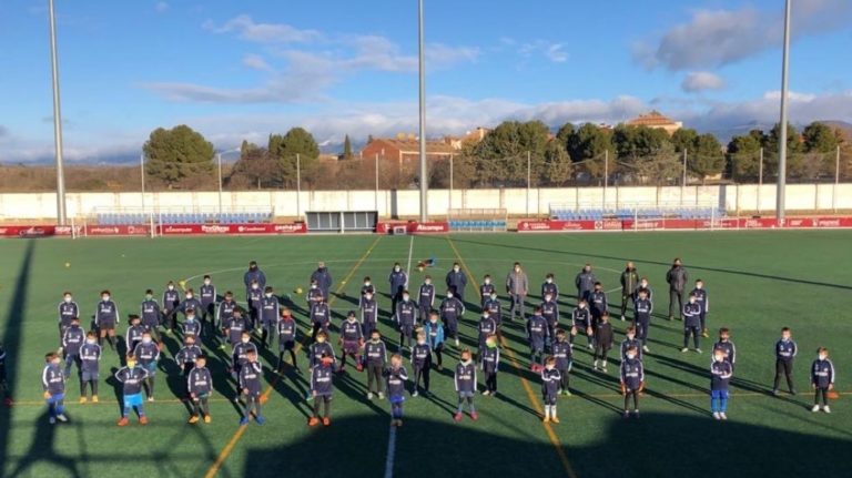 Campus de Navidad de la SD Huesca aprovechando las festividades navideñas