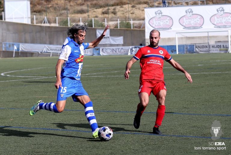 La SD Ejea continúa sin ganar y suma una nueva derrota ante el CD Calahorra (1-0)