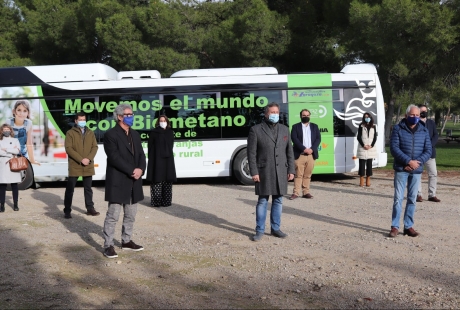 Soro destaca el potencial económico y medioambiental de aplicar el biometano al transporte público