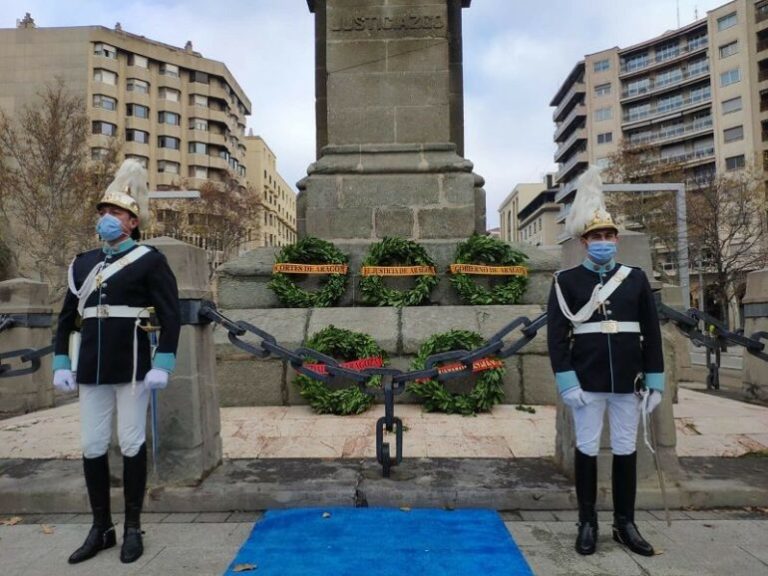 El Justicia de Aragón celebra el 20 de Diciembre con un emotivo y sencillo homenaje a Juan de Lanuza V