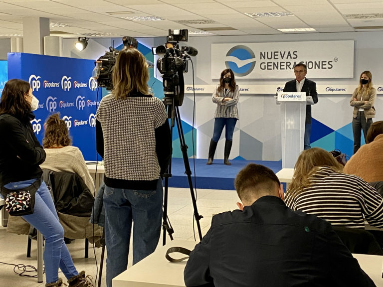 Beamonte critica la improvisación reiterada de Lambán en la gestión de situaciones de crisis