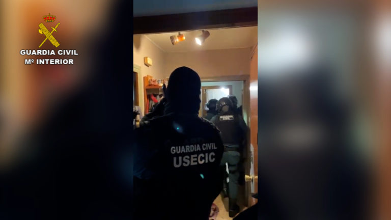 La Guardia Civil de Teruel detiene a 8 personas y desarticula 5 puntos de venta de droga las Cuencas Mineras