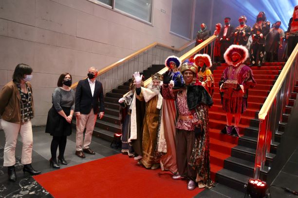 Los Reyes Magos llegan a Zaragoza y anuncian una noche mágica