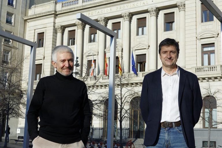 Vicente Pinilla coge el relevo de Luis Antonio Sáez como director de la Cátedra DPZ sobre Despoblación y Creatividad