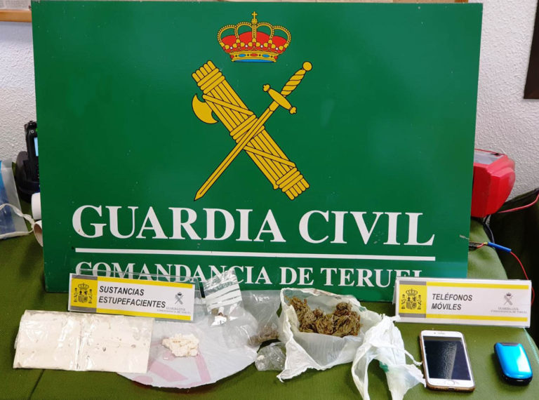 La Guardia Civil de Teruel detiene a cuatro personas como presuntas autoras de un delito contra la salud pública en la autovía A23