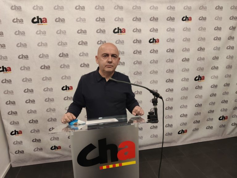 CHA pide al Ministerio de Transportes que indique las medidas previstas para resolver los problemas causados en las infraestructuras de su competencia por la plaga de conejos