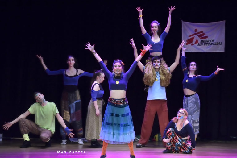 El teatro y la solidaridad se dan la mano en el ciclo «cuentacuentos sin fronteras»