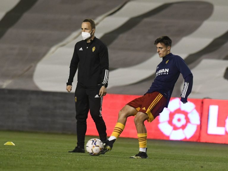 Alejandro Francés ve la quinta amarilla y no estará ante el Mirandés