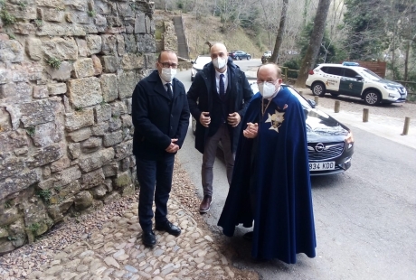 Felipe Faci preside en San Juan de la Peña los actos conmemorativos del 950 aniversario del inicio del rito romano