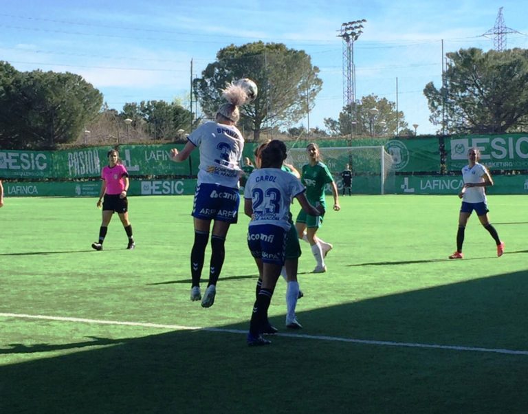 Derrota en el primer partido de la segunda fase del Zaragoza CFF ante el CF Pozuelo de Alarcón (1-0)