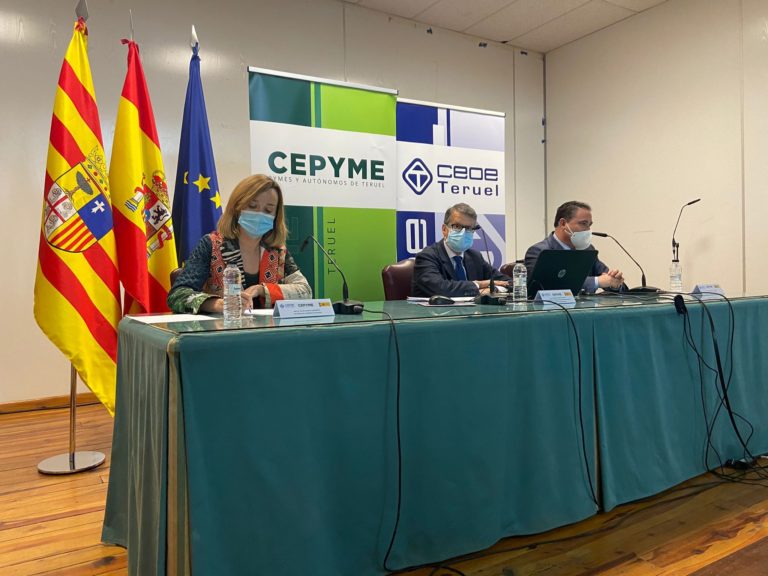 El secretario de Estado de  Telecomunicaciones e Infraestructuras digitales presenta en Teruel los planes de conectividad digital del Gobierno para afrontar el reto demográfico