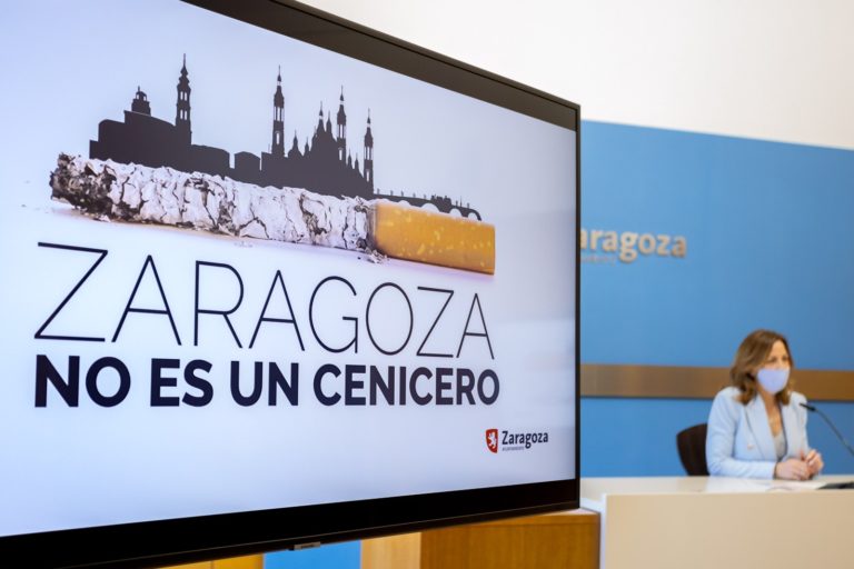 “Zaragoza no es un cenicero”, nueva campaña del Ayuntamiento para reducir la presencia de colillas de cigarrillos en el suelo
