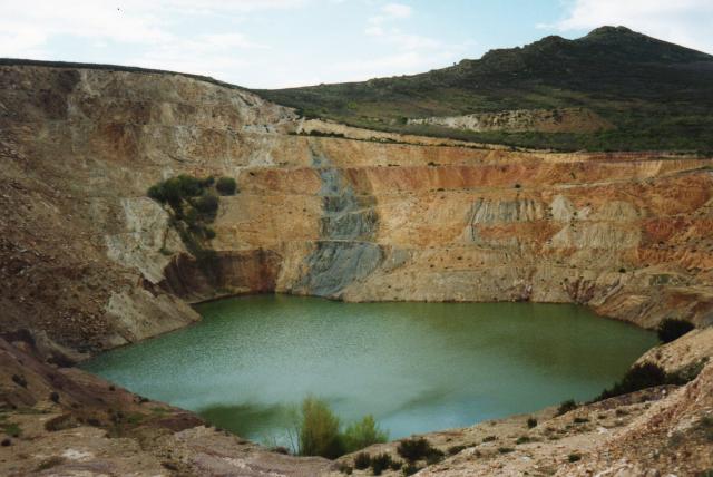 Las Cortes instan al Gobierno a defender a las comarcas del oeste zaragozano de los macroproyectos que amenazan la calidad de sus aguas, a iniciativa de IU