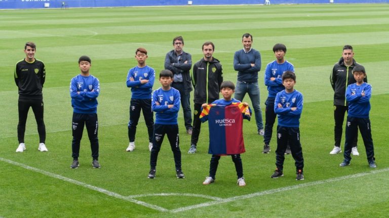 Éxito en la experiencia deportiva internacional de la SD Huesca con Japón
